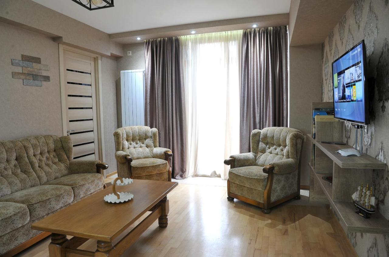 River Side Apartment Tbilisi ภายนอก รูปภาพ