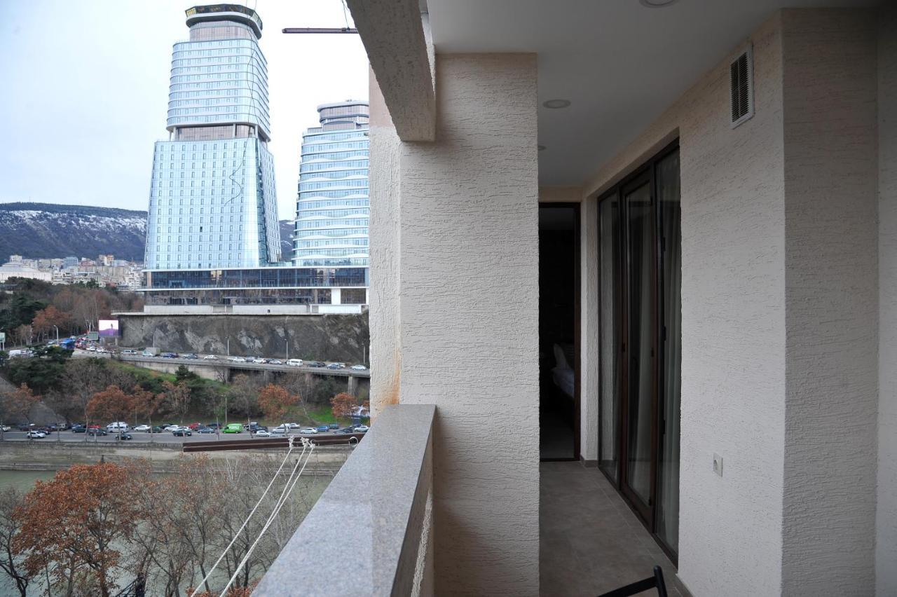 River Side Apartment Tbilisi ภายนอก รูปภาพ
