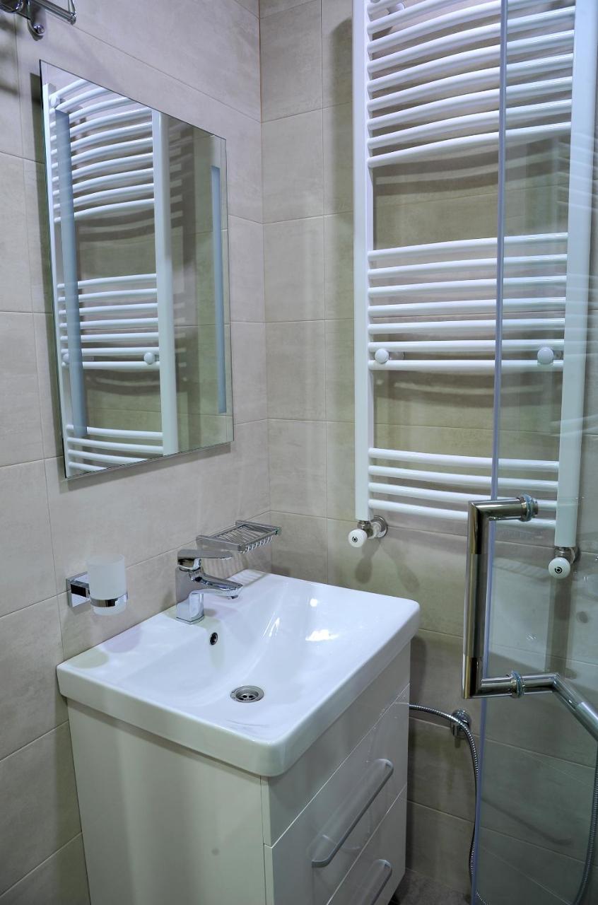River Side Apartment Tbilisi ภายนอก รูปภาพ